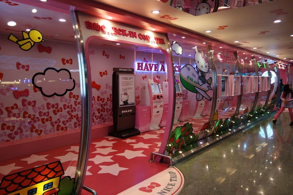 13. Hello Kitty Check-in Counters(Taiwan Taoyuan International Airport)