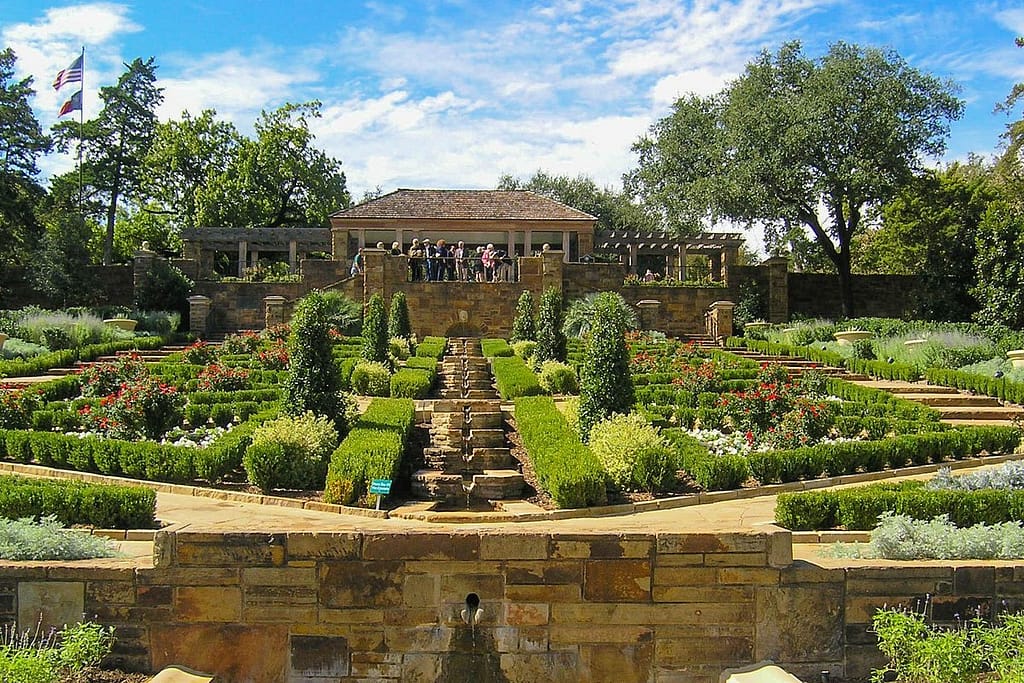 A botanical garden in Fort Worth