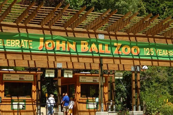 John Ball Zoo ticketing booth
