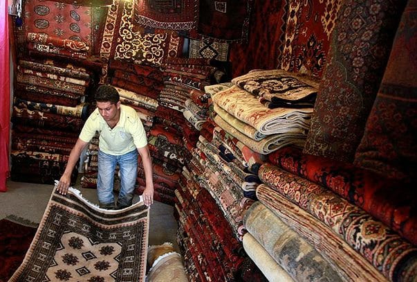 Buy carpets in Mazar-i-Sharif 