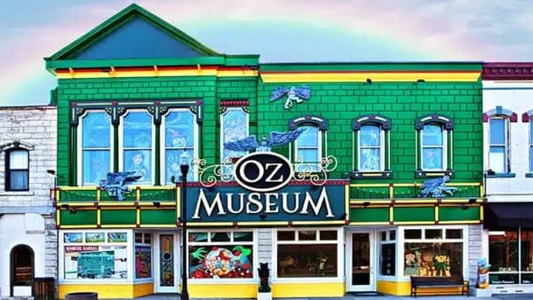 Museum of oz in ottawa ks
