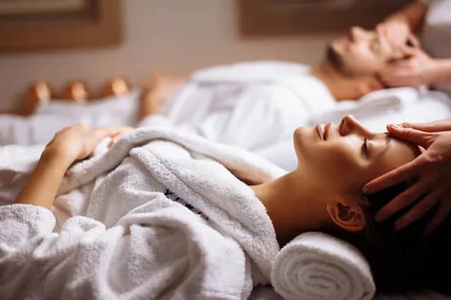  Go for a couples massage at Woodhouse Day Spa┬а