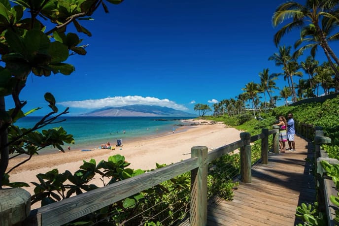  Relax on Maui's Beaches 