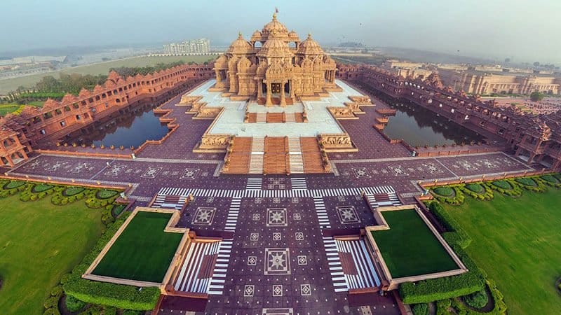 Akshardham one of the biggest hindu temples in the world