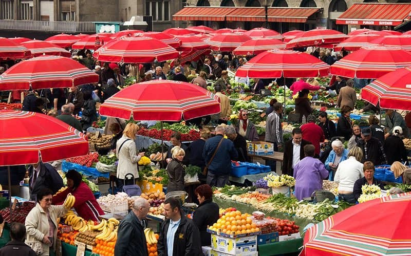 in your checklist of things to do in Zagreb, visit the Dolac Market
