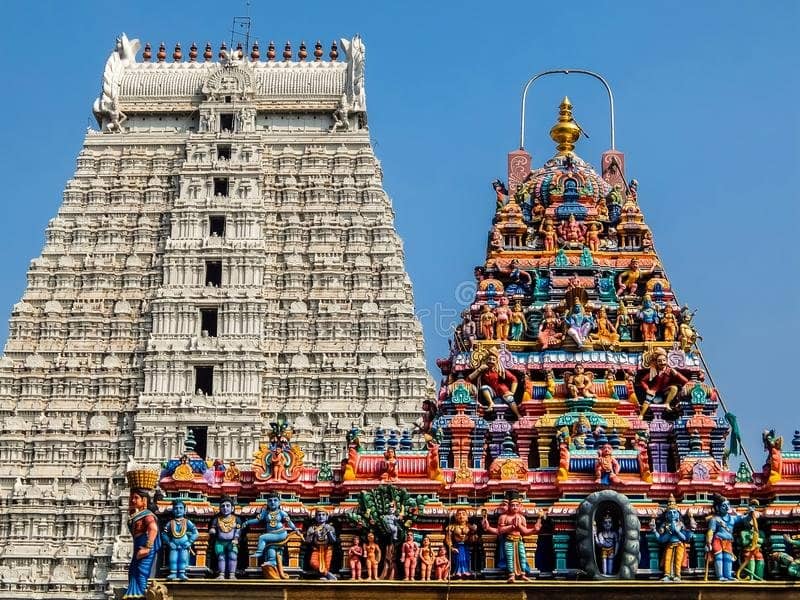 Annamalaiyar one of the biggest hindu temples in the world