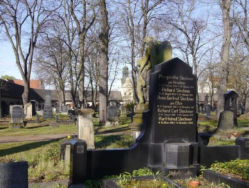 explore the historical City Cemetery in your list of attractions to Visit in Halle